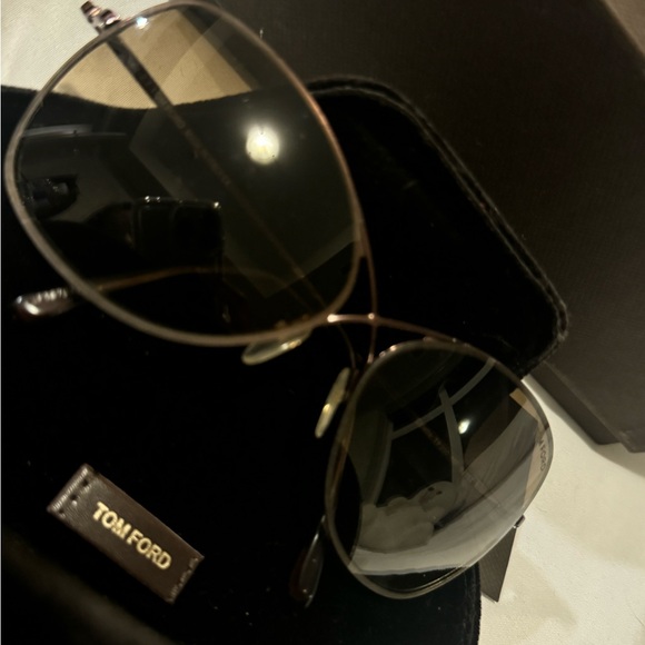Tom Ford Accessories - Authentic Tom Ford Sunglasses